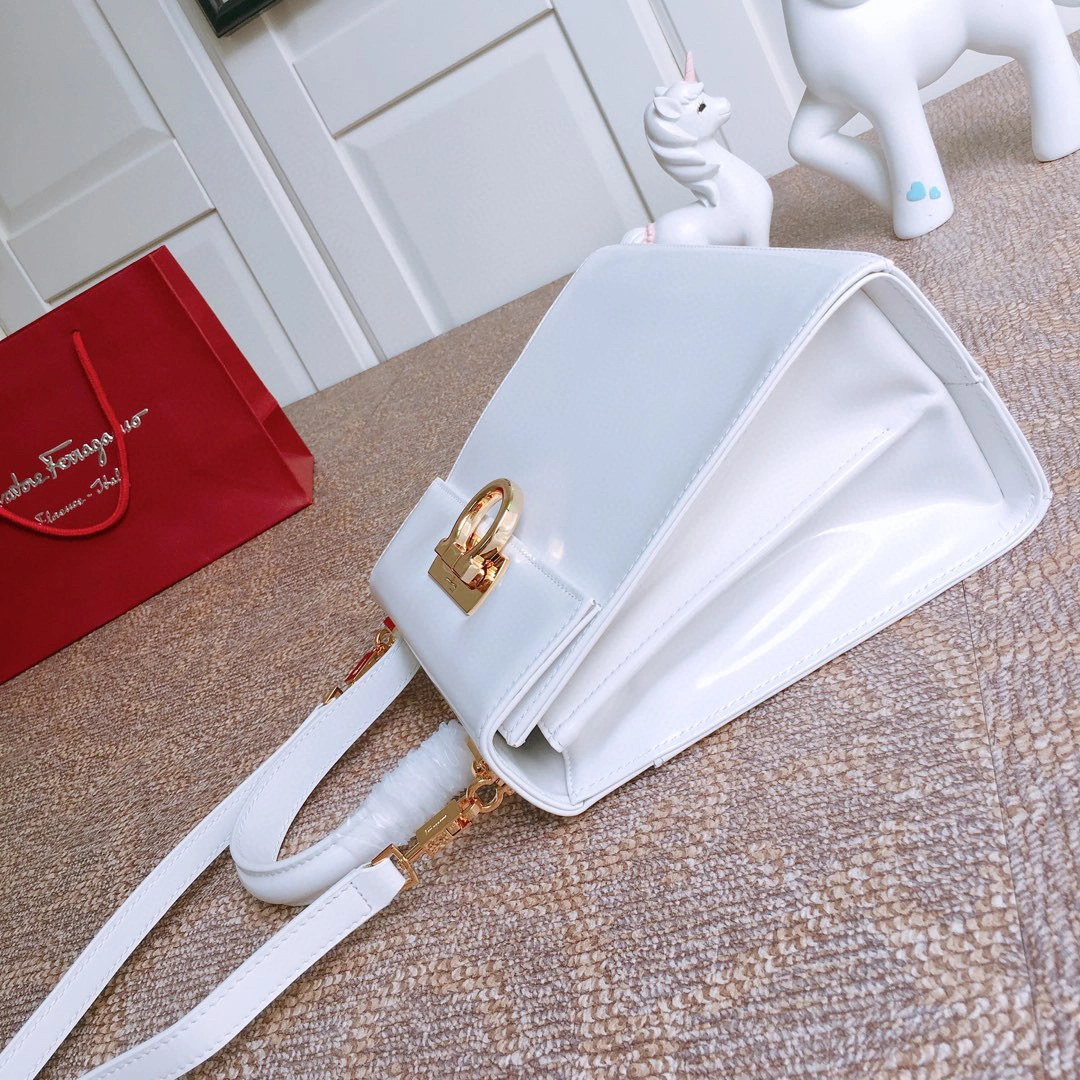 MOMO---box Gancino high quality version item : 007B00K2515