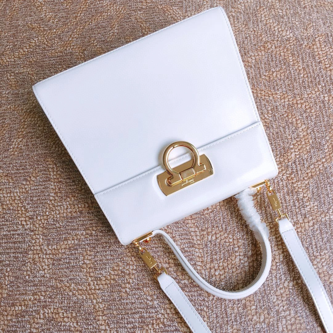 MOMO---box Gancino high quality version item : 007B00K2515