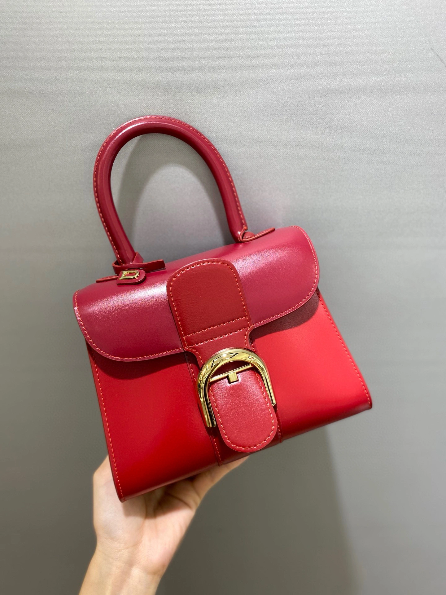 MOMO-- brillant box high quality version item : 202B13K2748-2