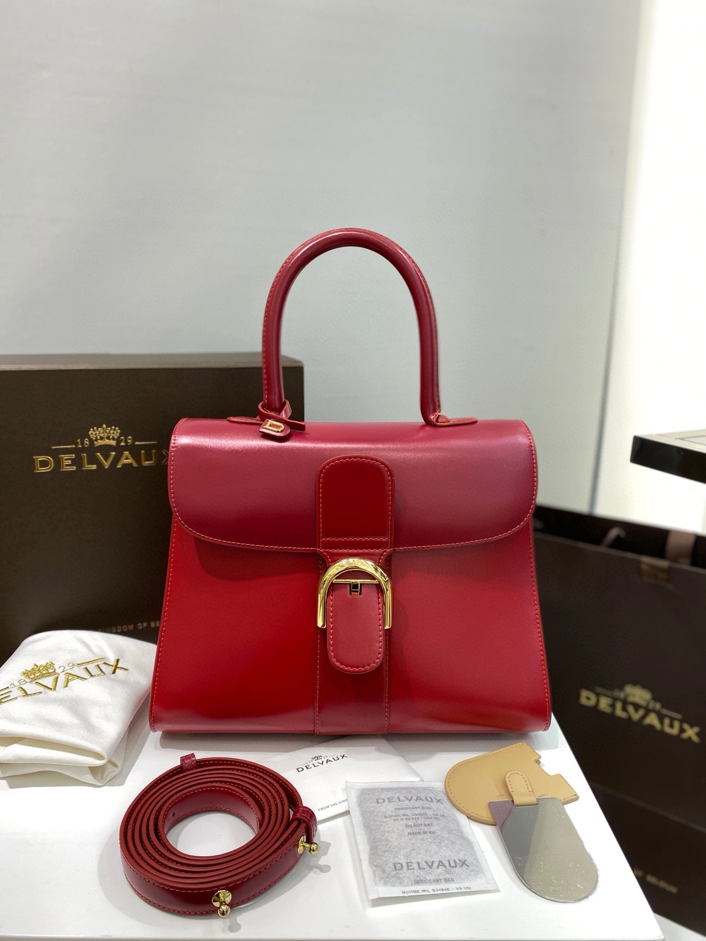 MOMO-- brillant box high quality version item : 202B13K2748-2