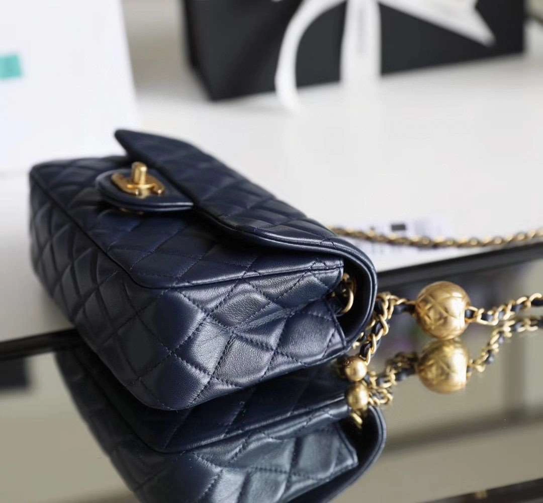 *MOMO-- cf sheephide item : A-B171G2918