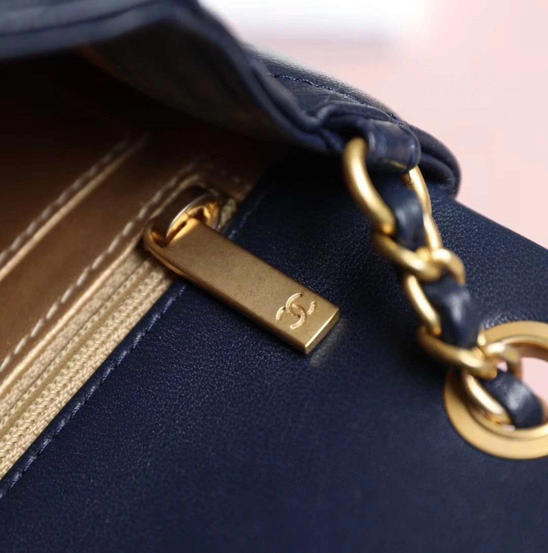 *MOMO-- cf sheephide item : A-B171G2918