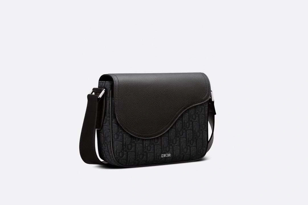 *MOMO---cowhide 2 clour item :063B68E2003-2