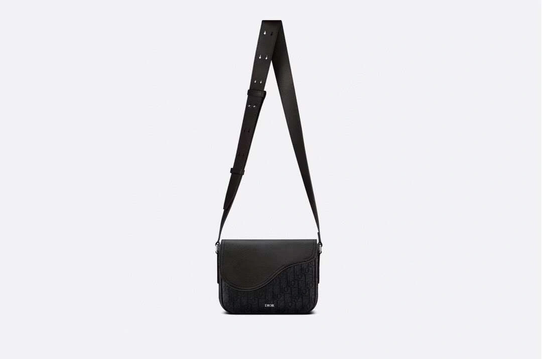 *MOMO---cowhide 2 clour item :063B68E2003-2