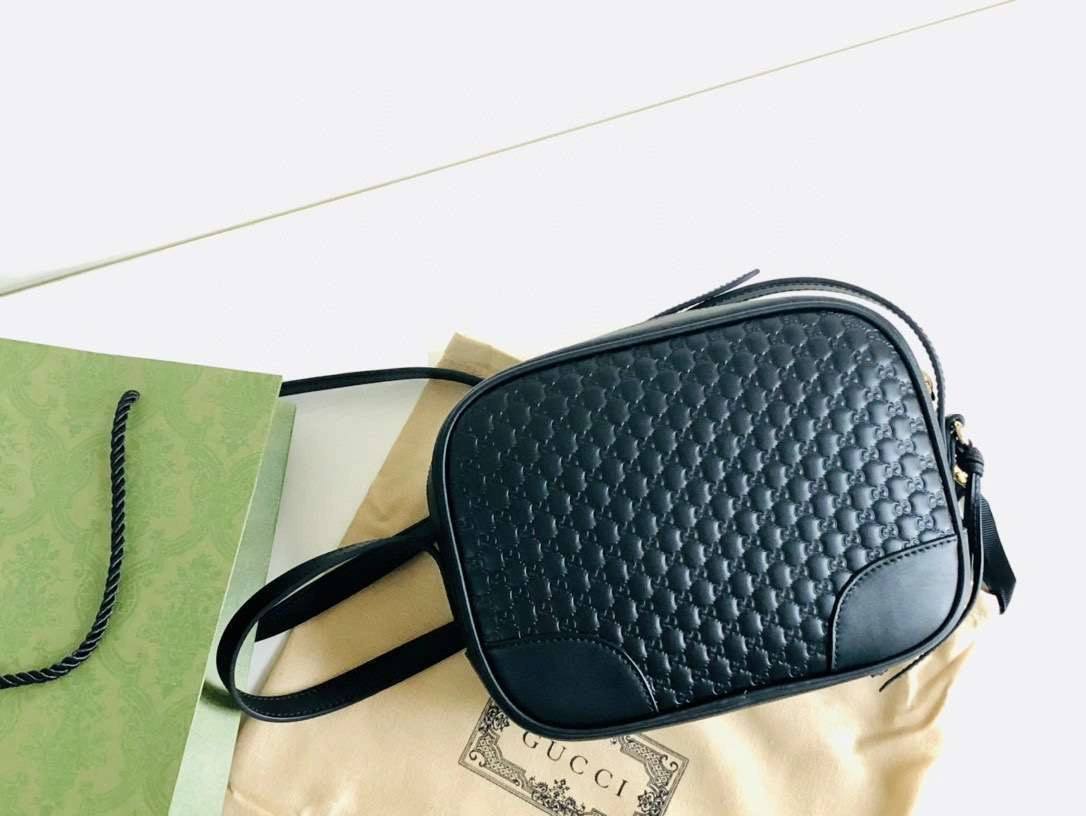 *MOMO-- cowhide 449413 item :063B00E2439
