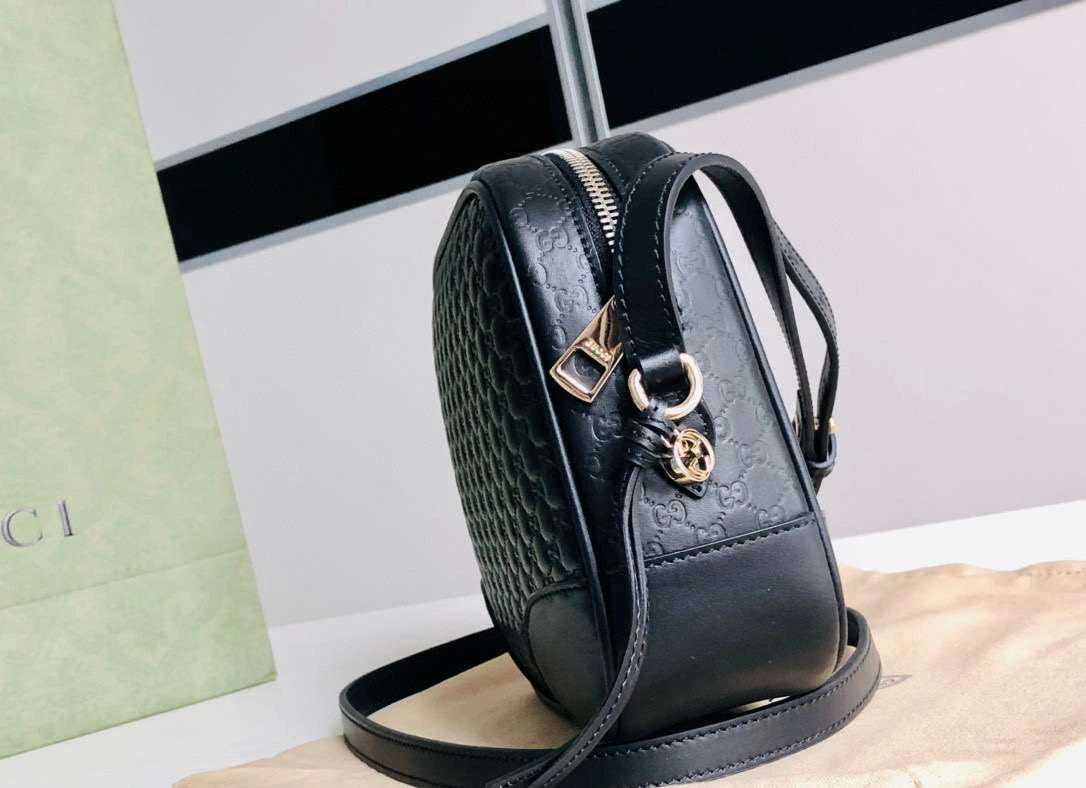 *MOMO-- cowhide 449413 item :063B00E2439