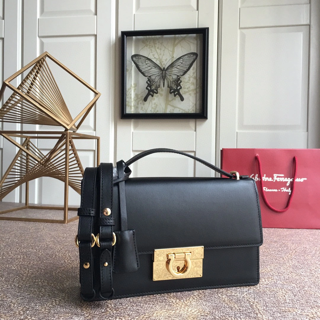 MOMO---cowhide Gancio high quality version item : 202B00K2547-3