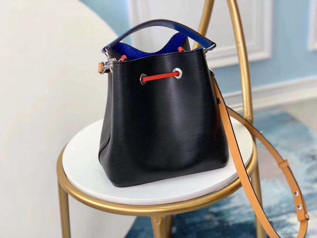*MOMO---cowhide M53609 item : A-B181G2925
