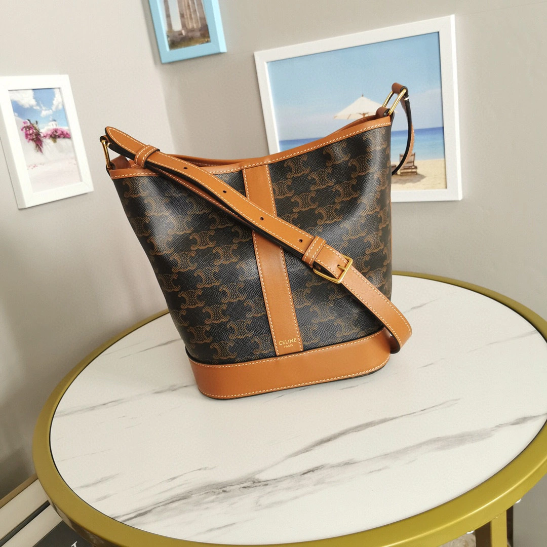 MOMO---cowhide high quality version item : 063B50K2410