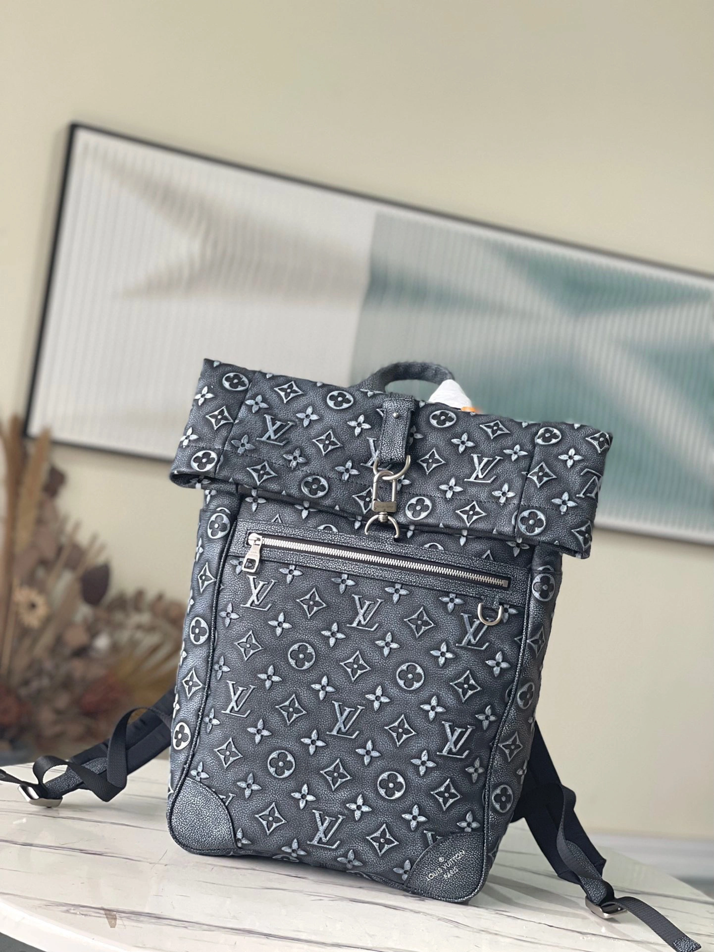 &MOMO - high quality version M21359 roll top cowhide item：B-B000K1901C