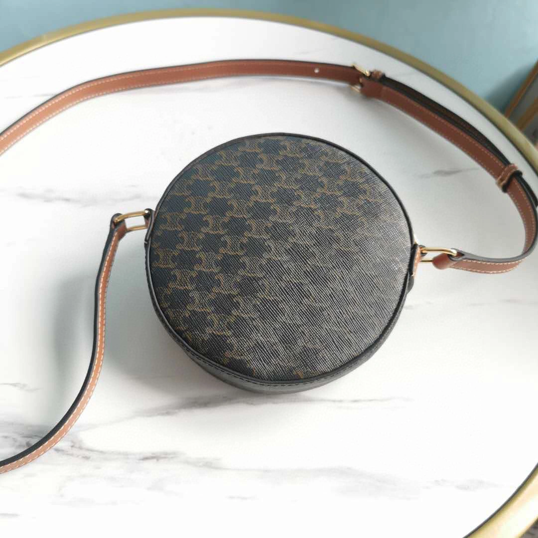 *MOMO---high quality version item : 063B40K2414
