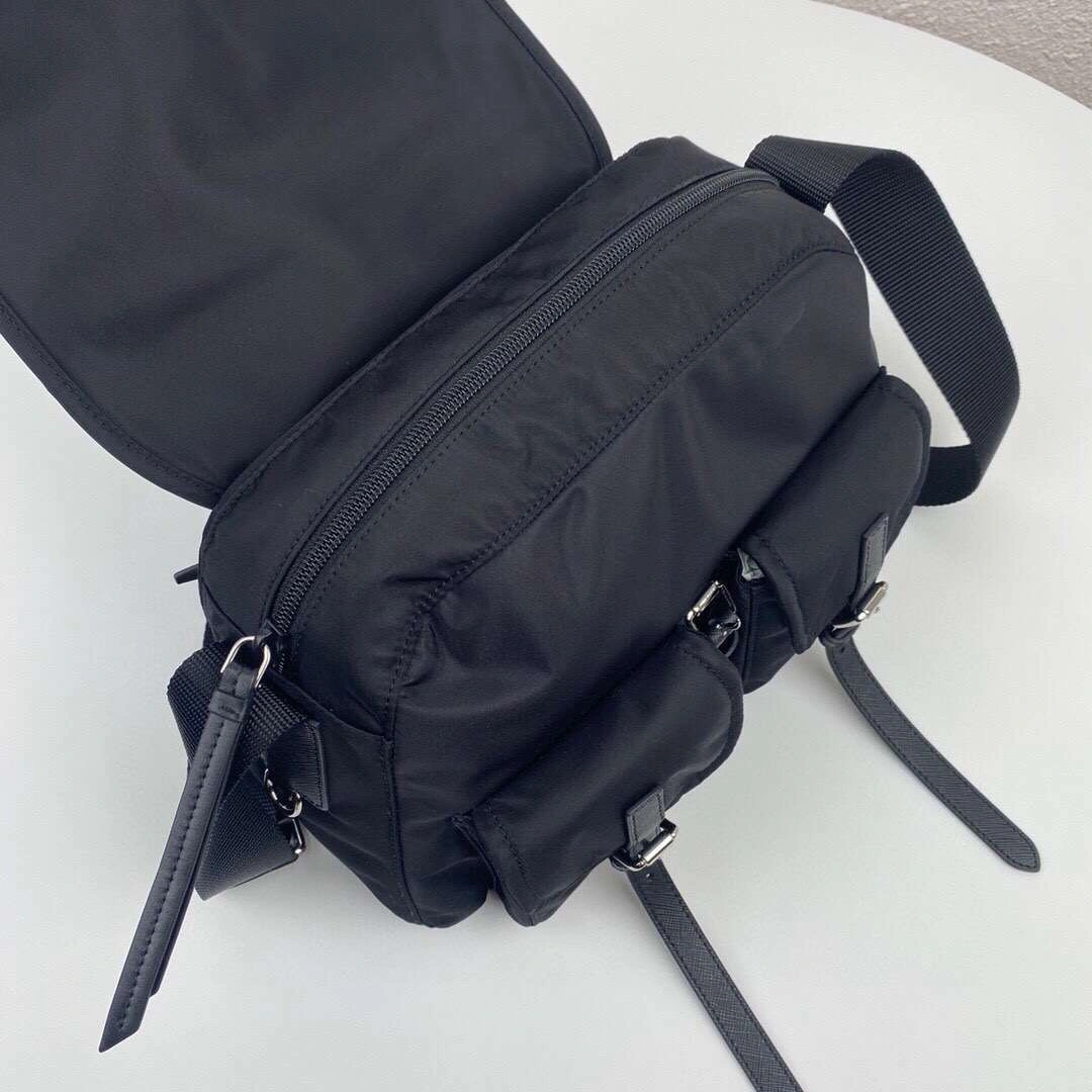 *MOMO-- item : 063B53D0308-3