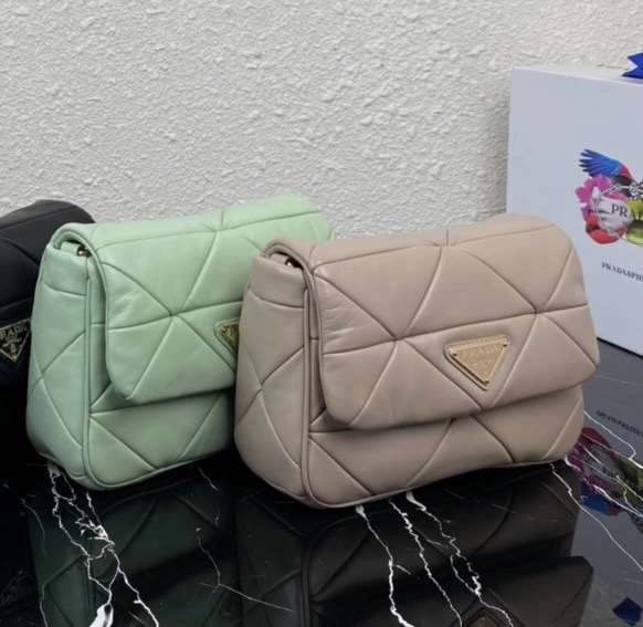 MOMO-- item : 063B82D0619-2