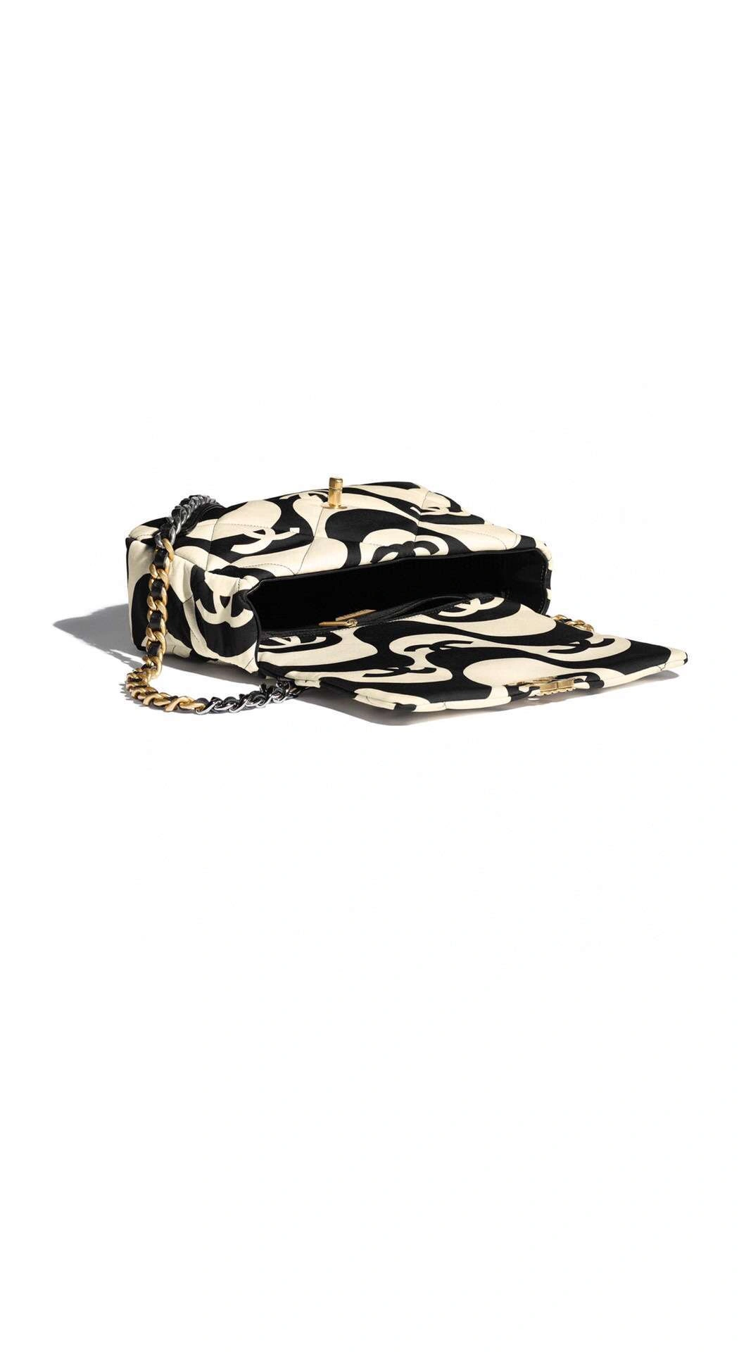 *MOMO-- item : 321B75D1503
