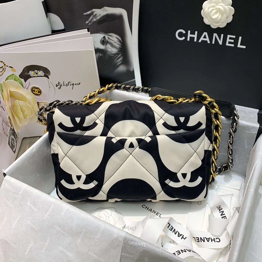 *MOMO-- item : 321B75D1503