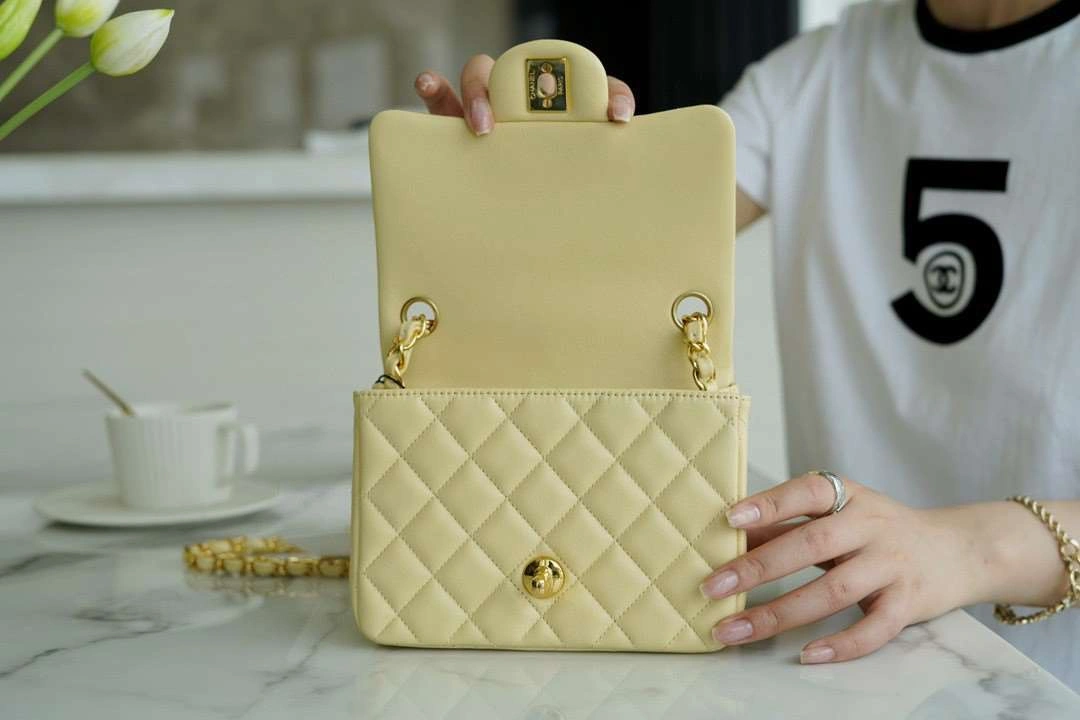 *MOMO---item : A-B00G2915