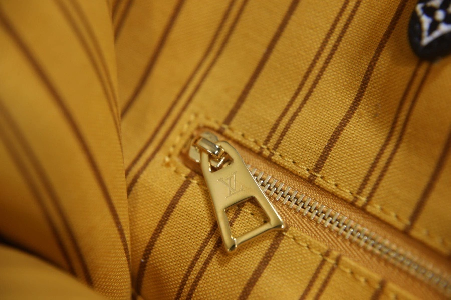 MOMO-- item :item：A-B063J9751T