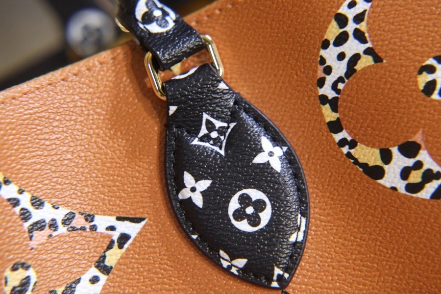 MOMO-- item :item：A-B063J9751T