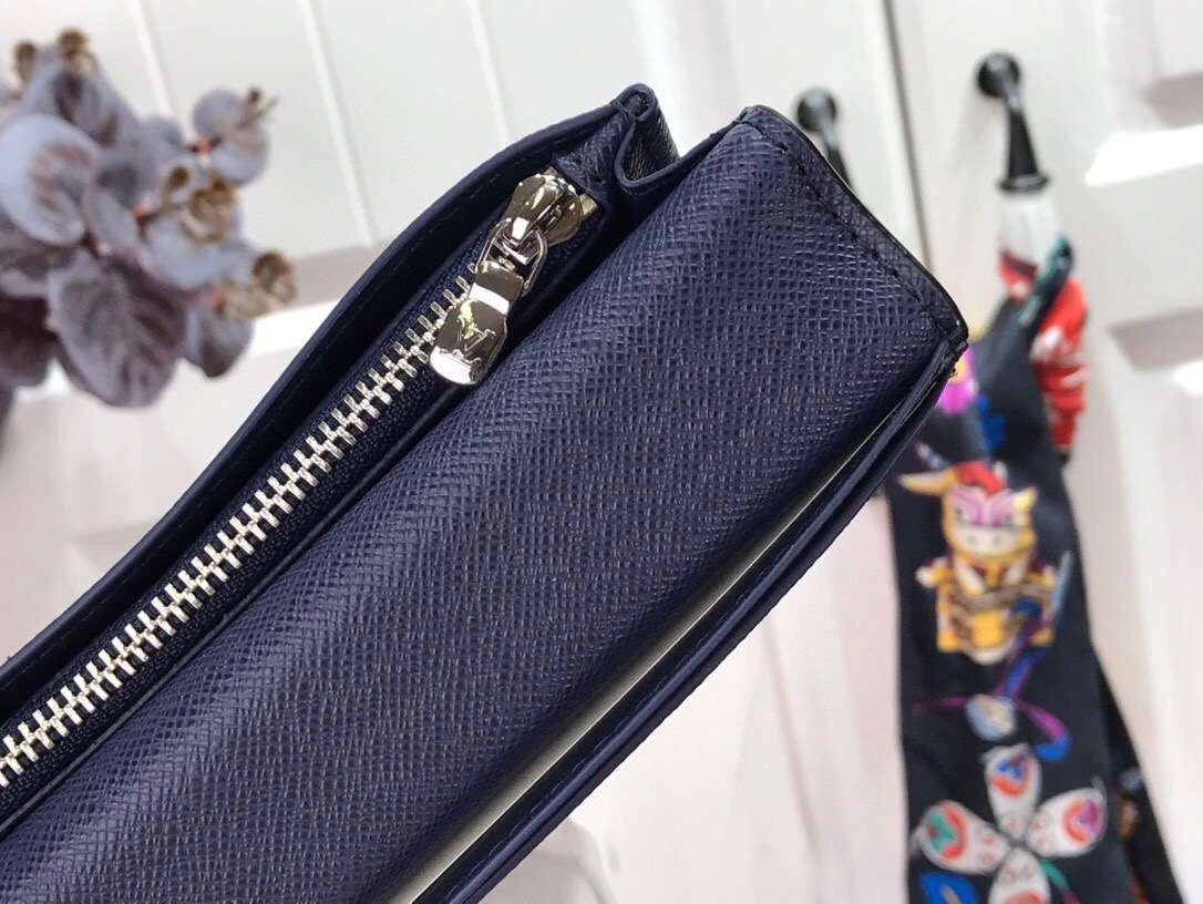 MOMO-- item:174B23D0665-2