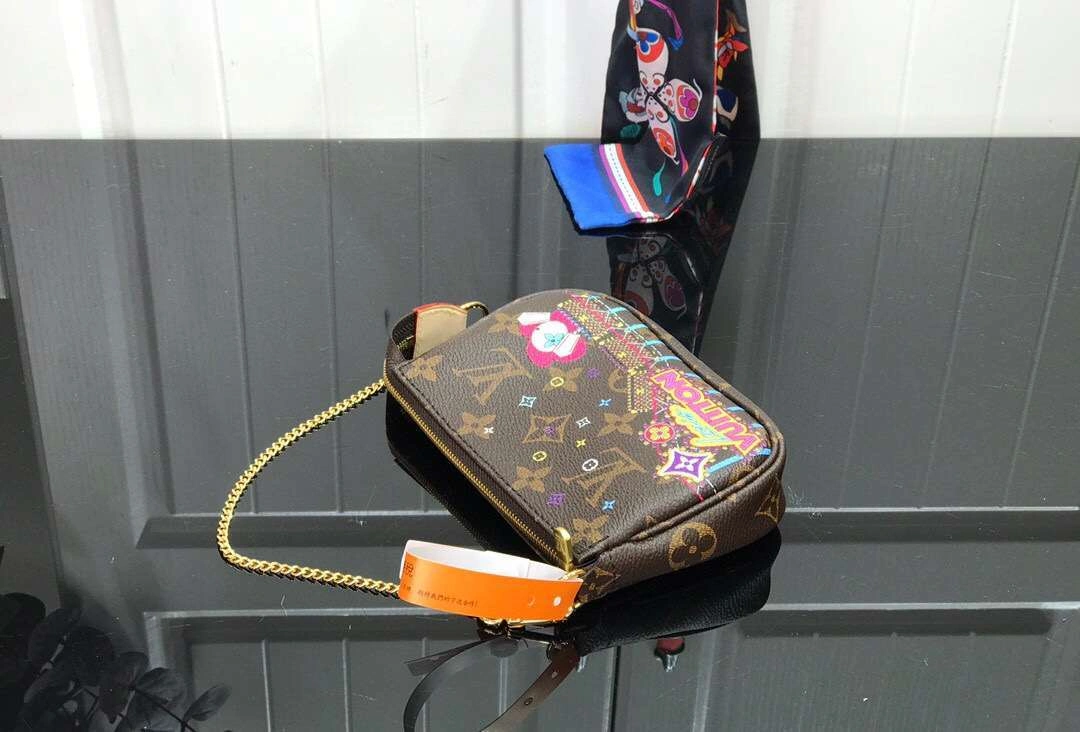 MOMO-- item:174B30D0661