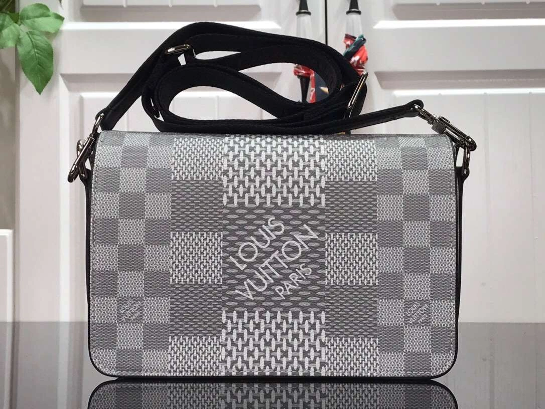 MOMO-- item:174B47D0757-3