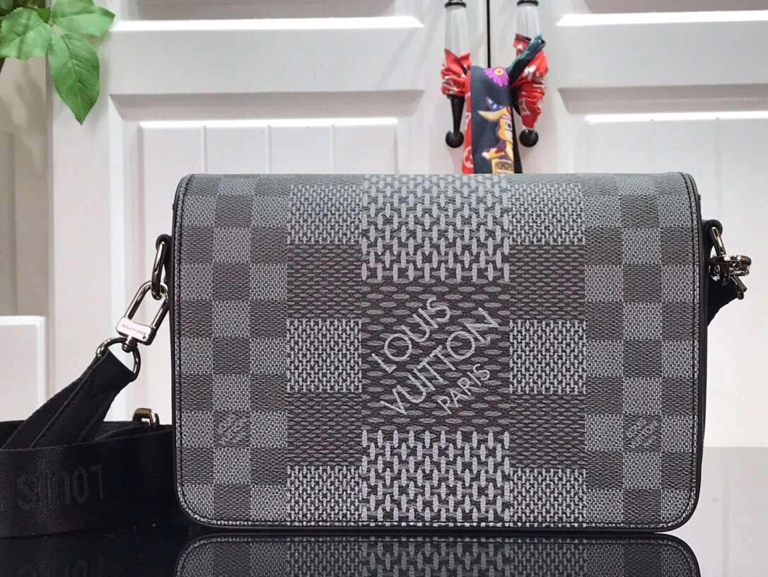 MOMO-- item:174B47D0757-3