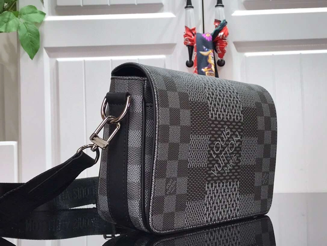 MOMO-- item:174B47D0757-3