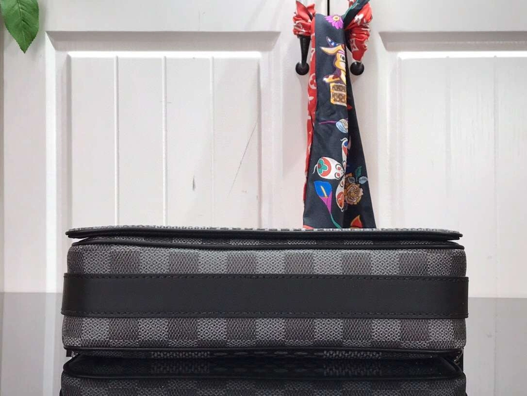 MOMO-- item:174B47D0757-3