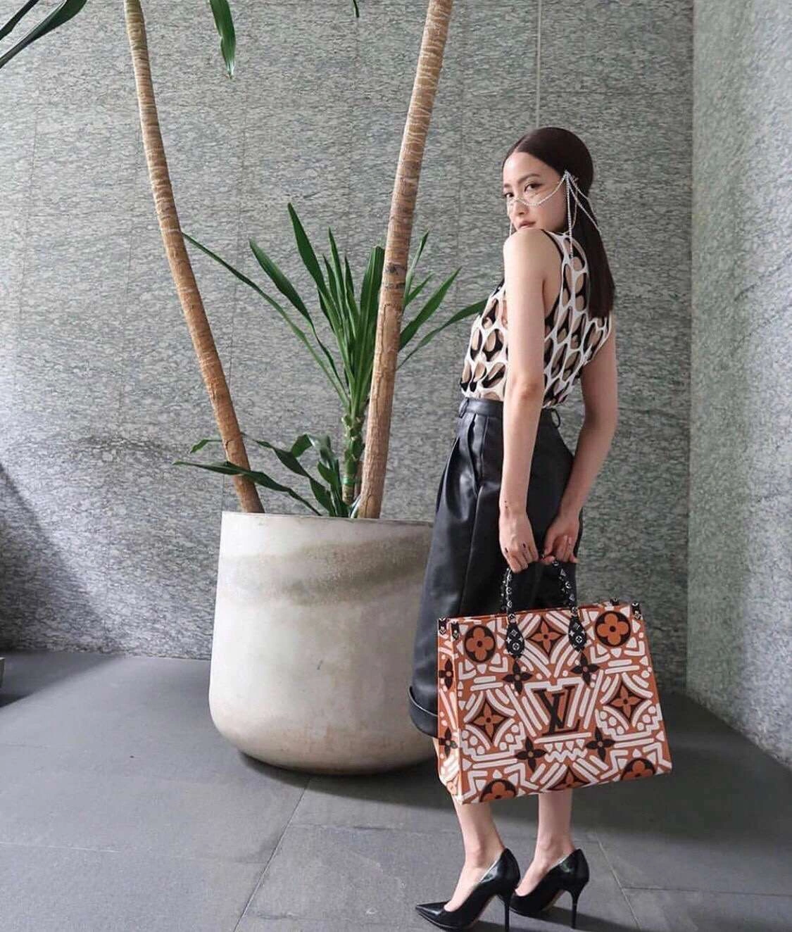 *MOMO-- item:174B55D0719-2