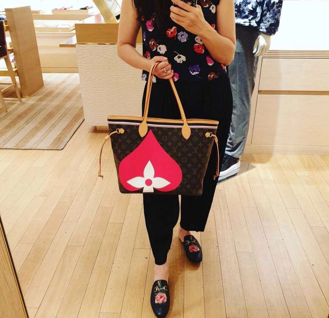 MOMO-- item:174B57D0704-2