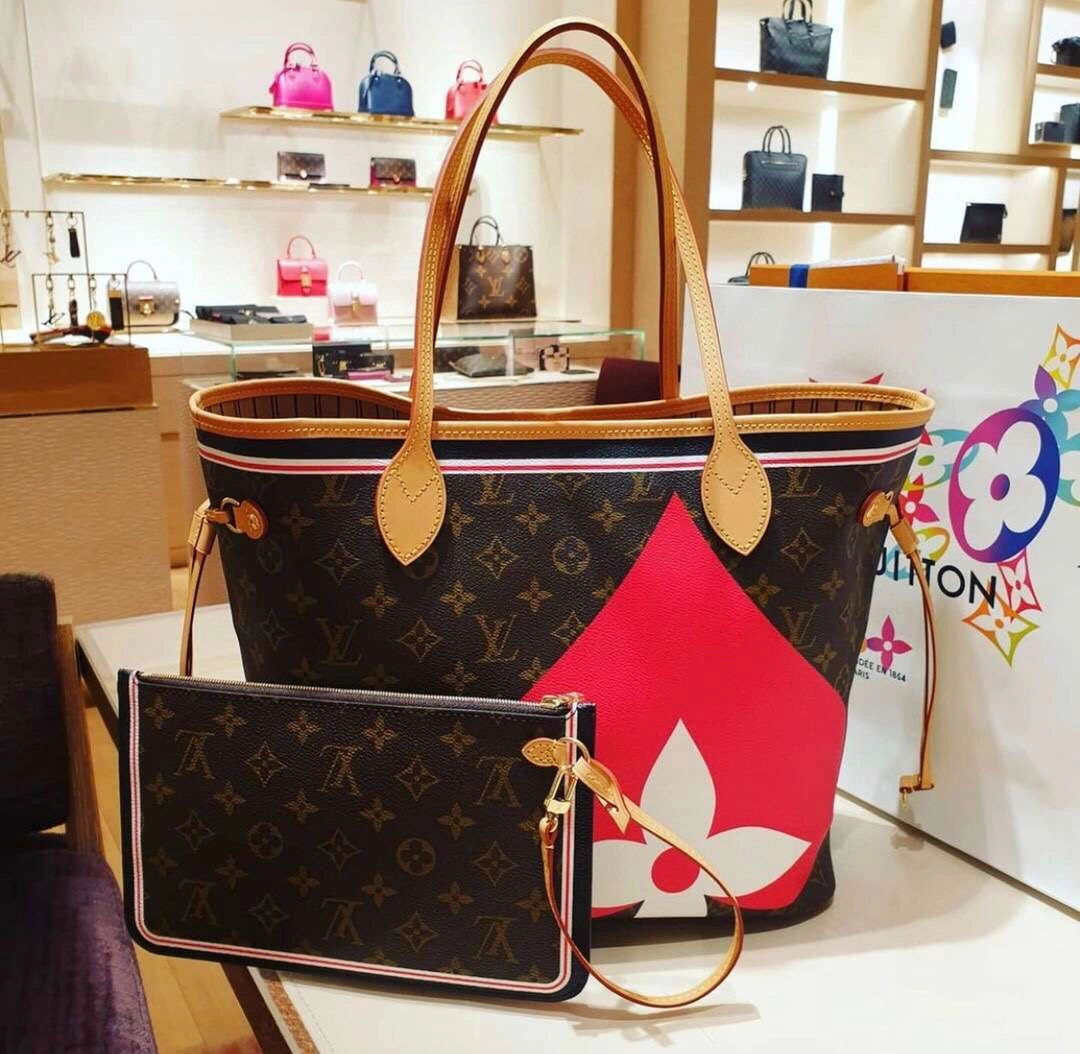 MOMO-- item:174B57D0704-2