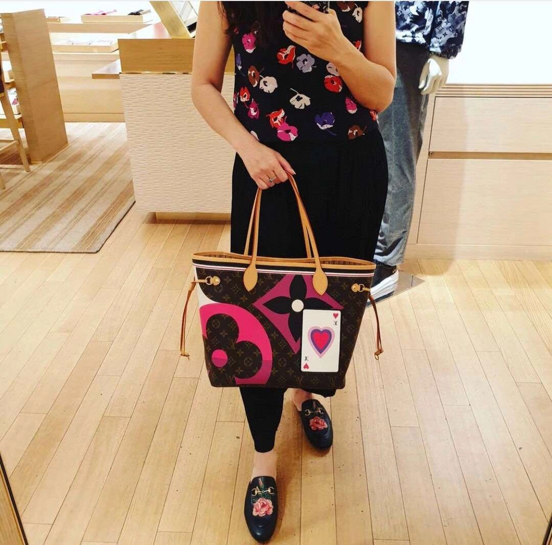 MOMO-- item:174B57D0704-2