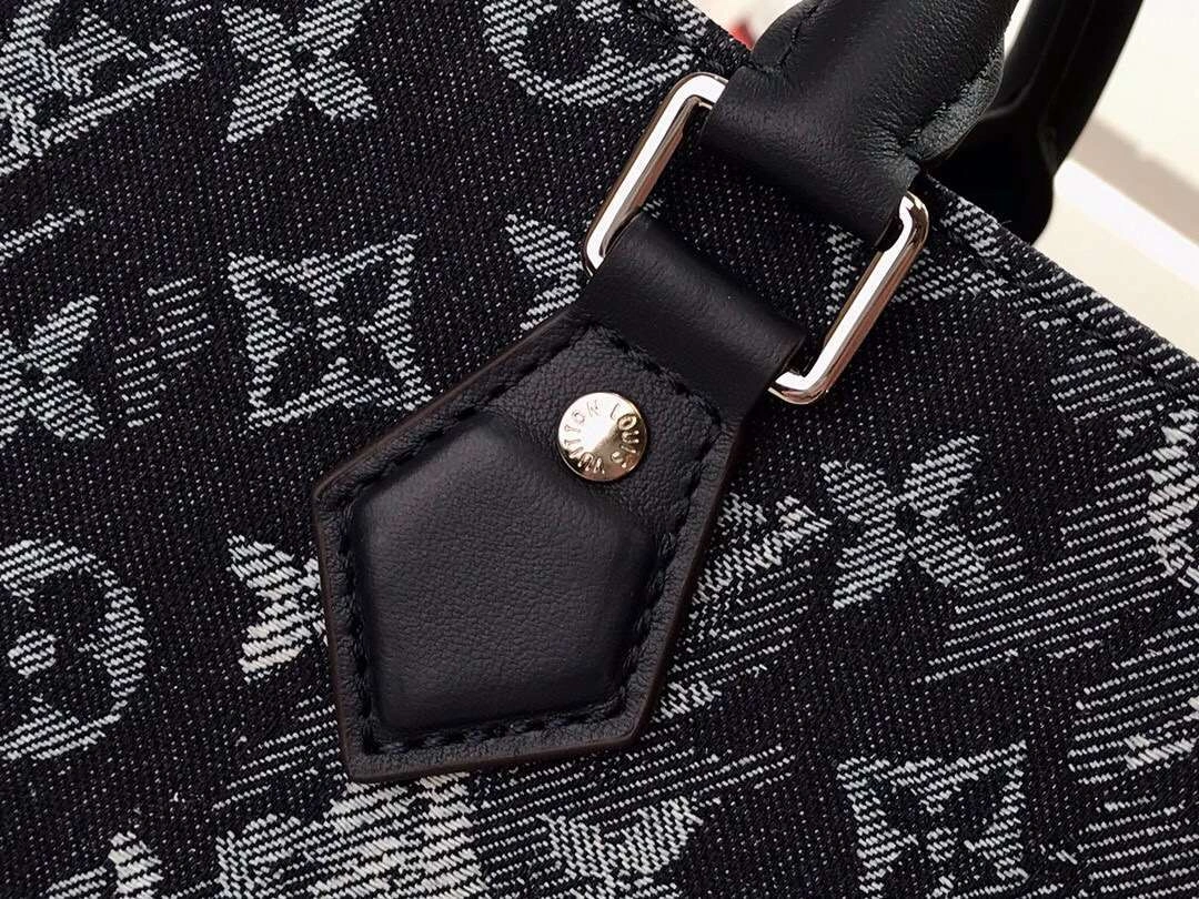 *MOMO-- item:174B66D0703