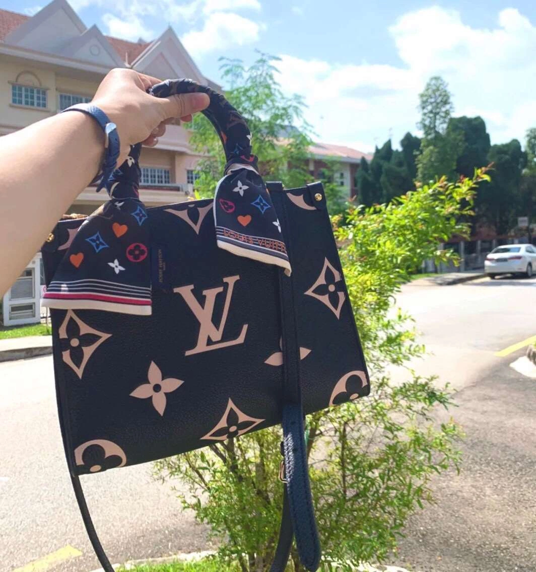 MOMO-- item:174B68D0777-3
