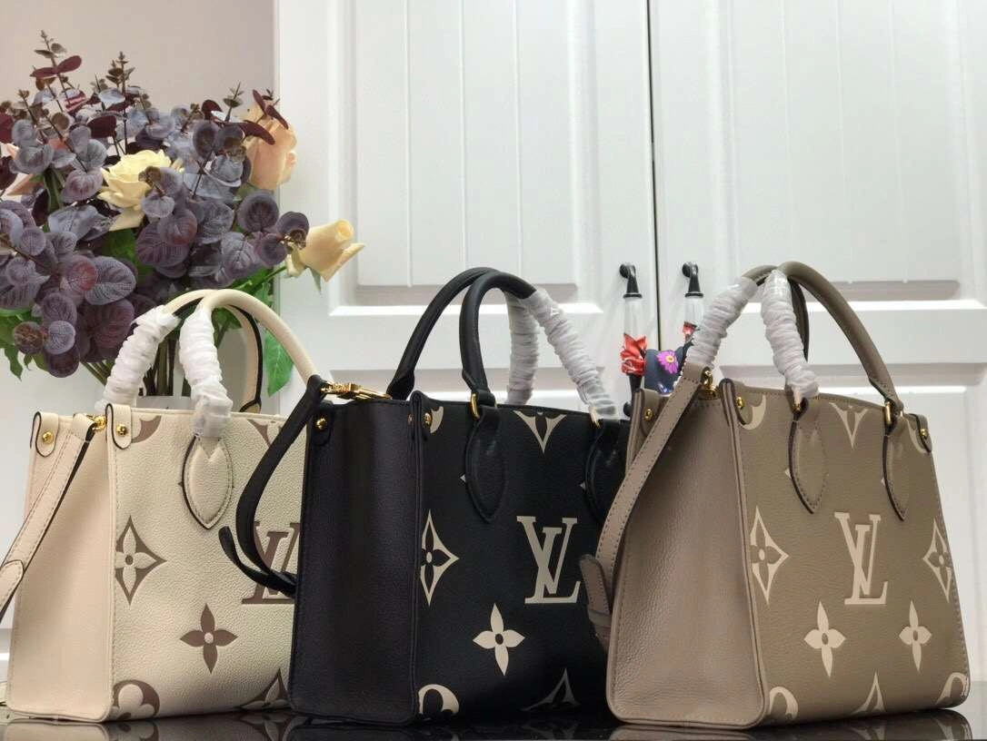 MOMO-- item:174B68D0777-3