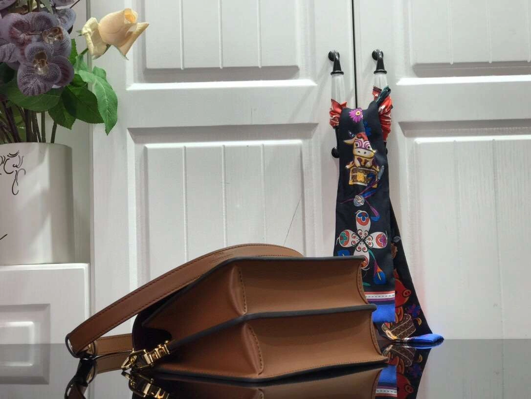 MOMO-- item:174B75D0634