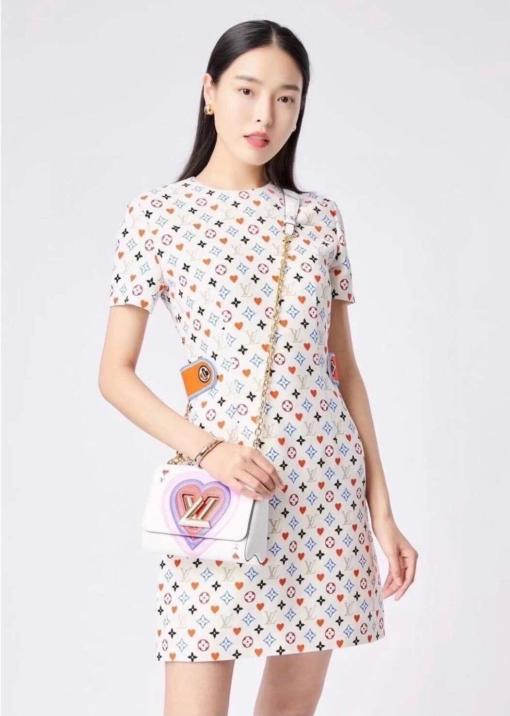 *MOMO-- item:174B75D0718