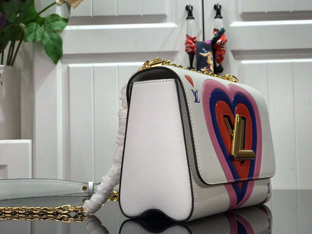 *MOMO-- item:174B75D0718