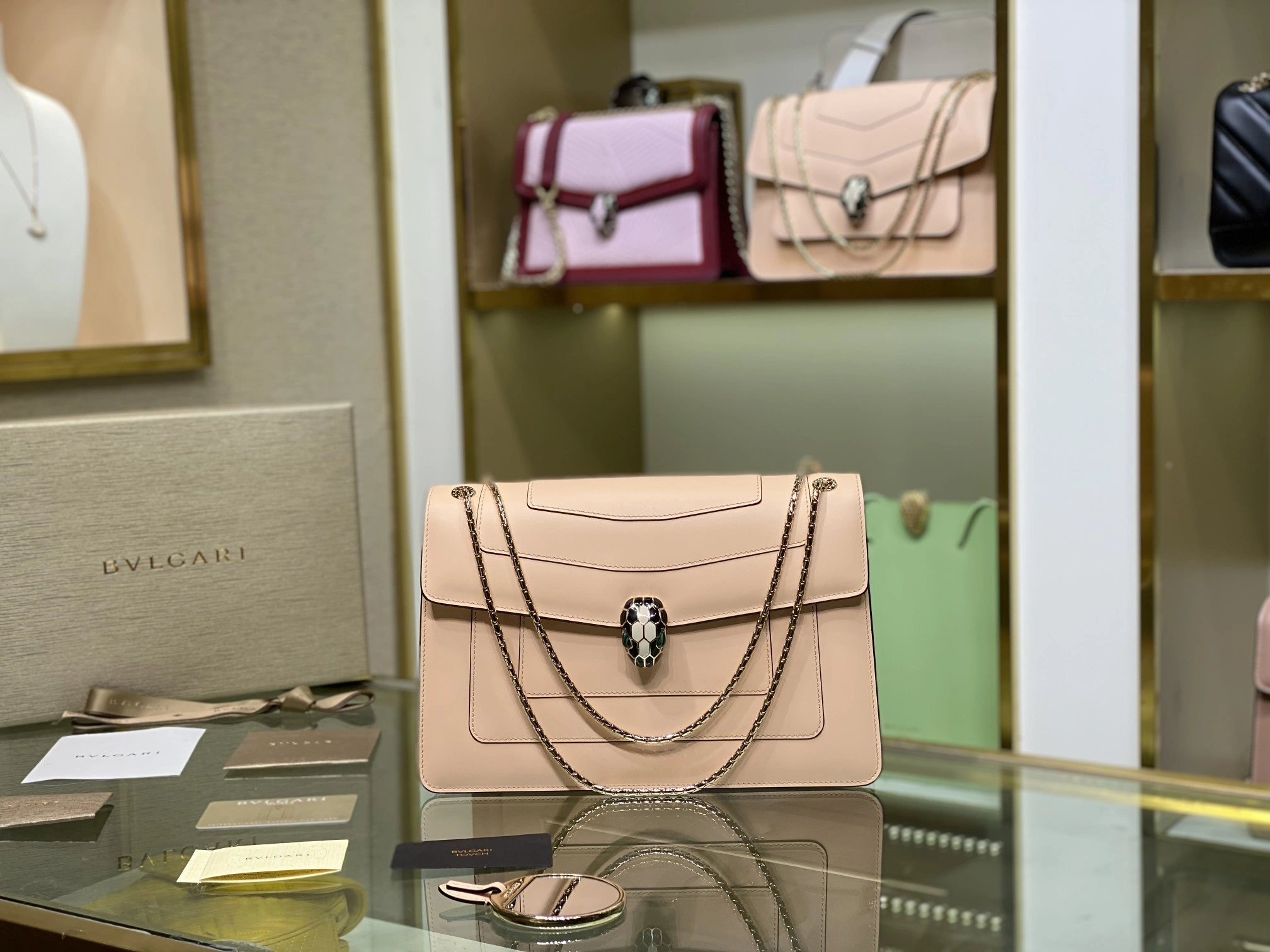 MOMO-- item:D-B063A1595