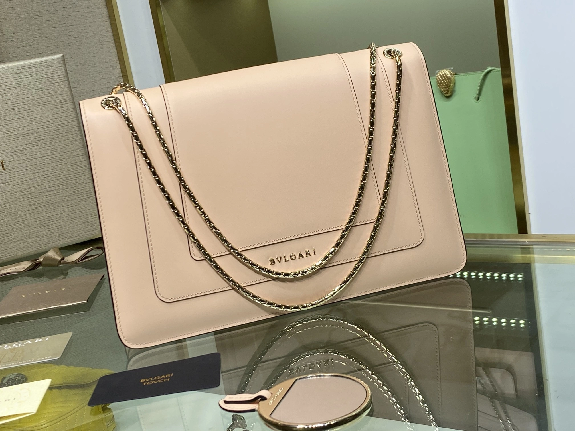 MOMO-- item:D-B063A1595