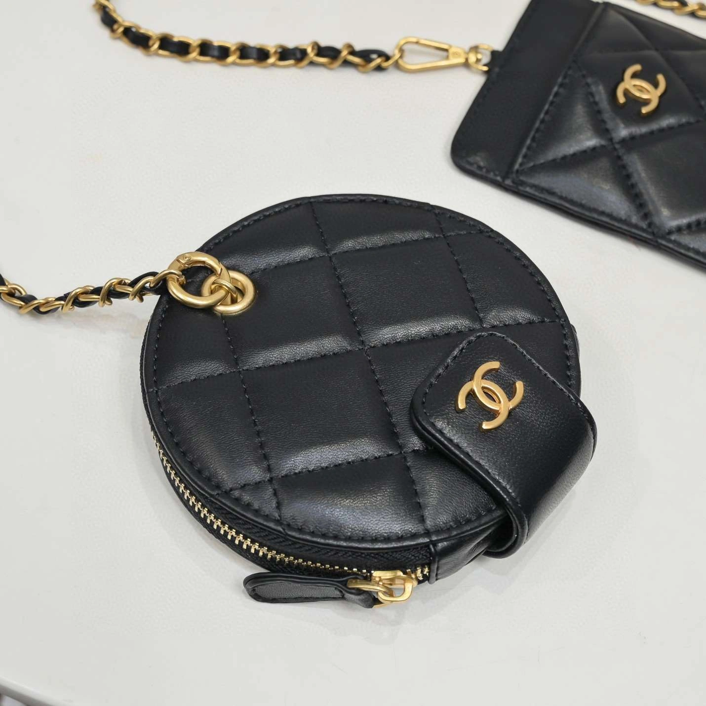 *MOMO---lambskin item : 00B00G2331