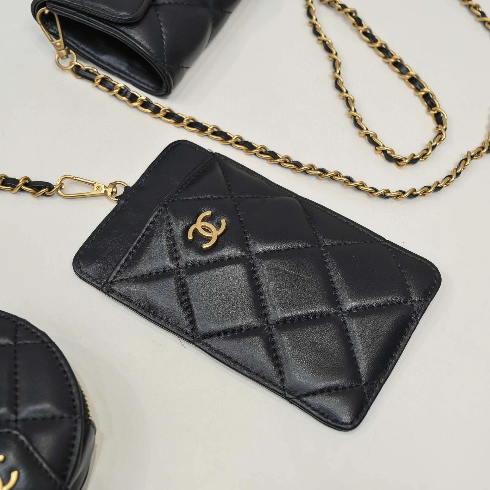 *MOMO---lambskin item : 00B00G2331