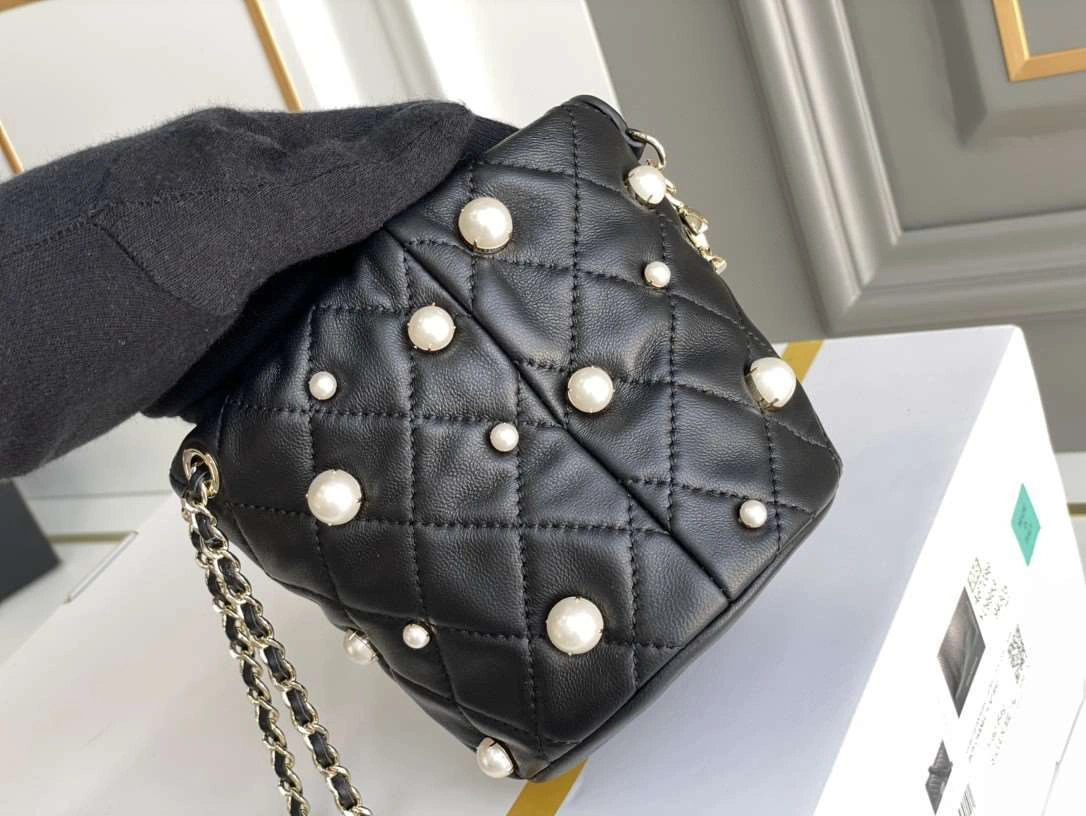 *MOMO---lambskin item : 00B88G2310
