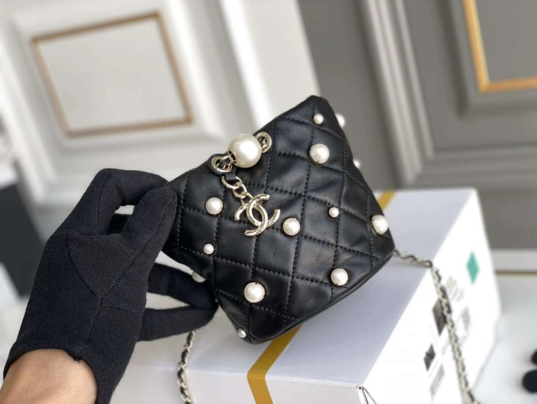 *MOMO---lambskin item : 00B88G2310