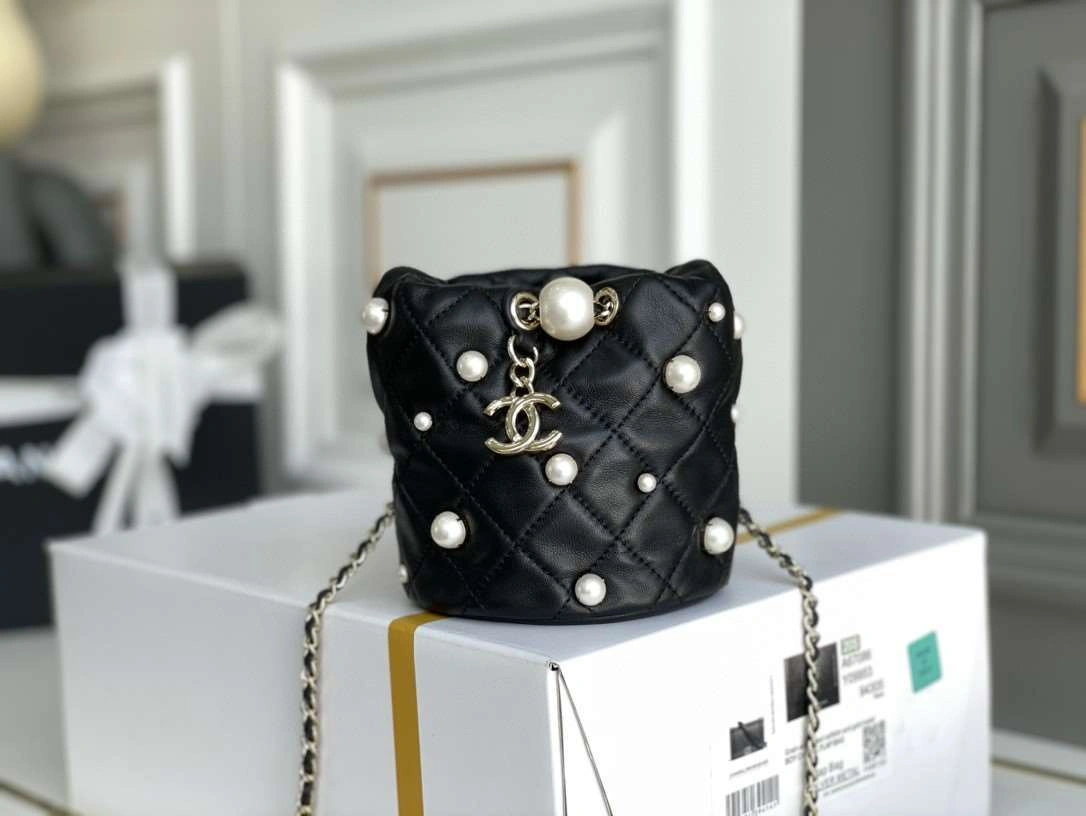 *MOMO---lambskin item : 00B88G2310
