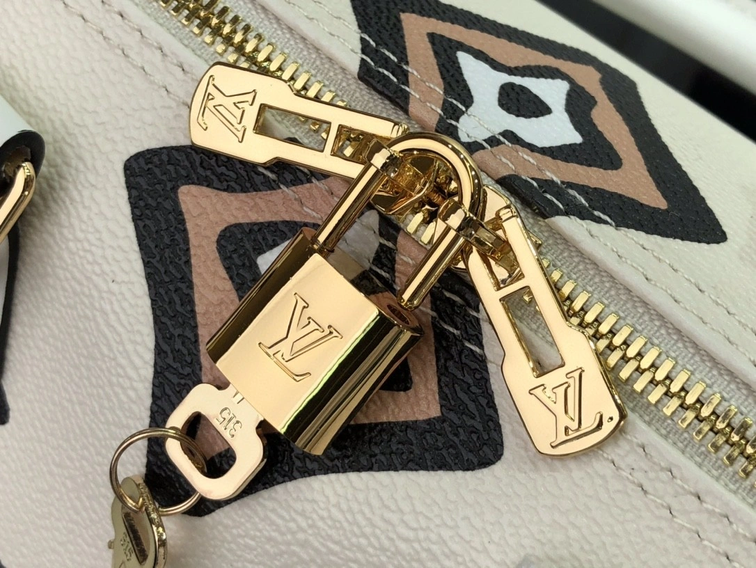 MOMO-- m45828 item : A-B174H0328A