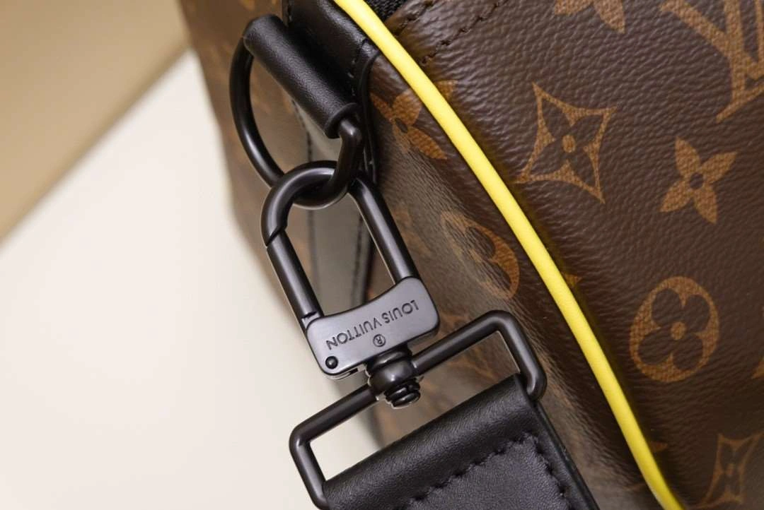 *MOMO-- m45866 item : A-B00G3107