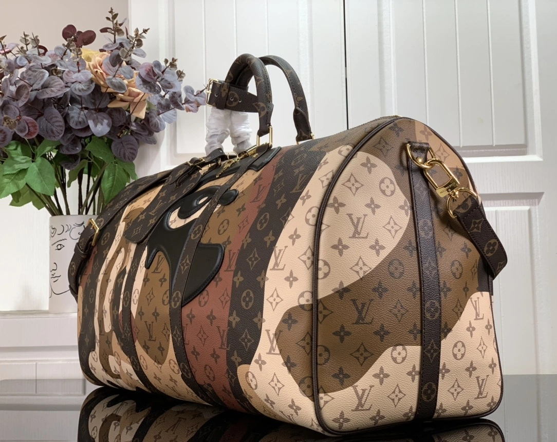 &MOMO-- m46677 KEEPALL BANDOULIÈRE 55 item:D-B174A1509