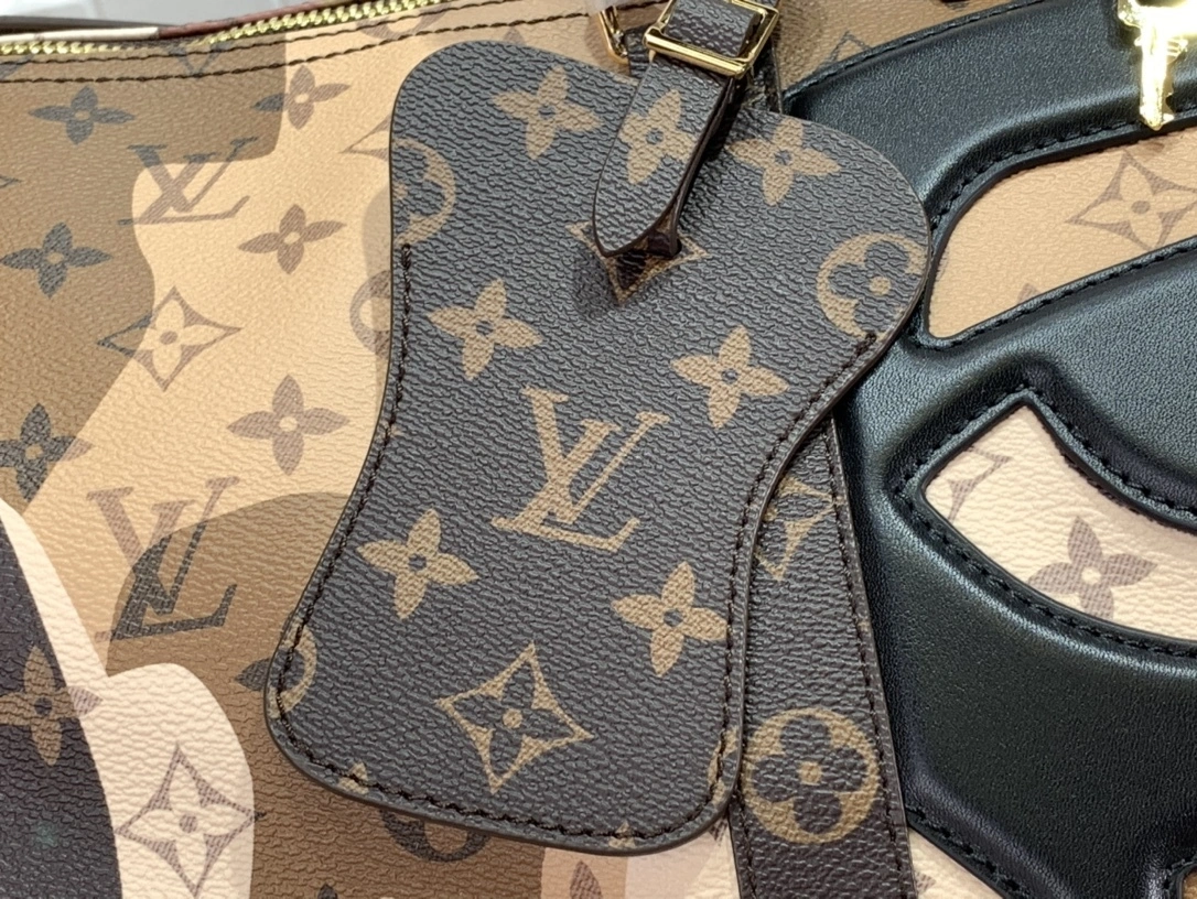 &MOMO-- m46677 KEEPALL BANDOULIÈRE 55 item:D-B174A1509