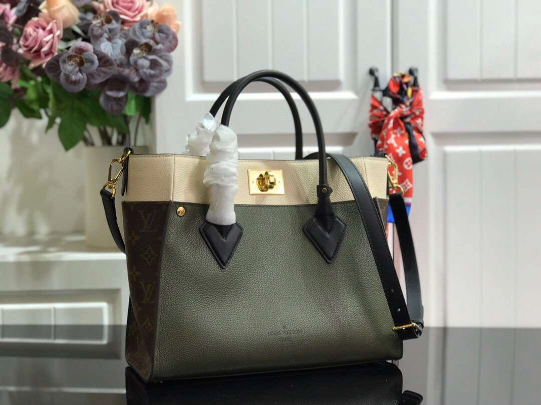 MOMO-- m53823 Cowhide 7 Colour item:174B83D0632-7
